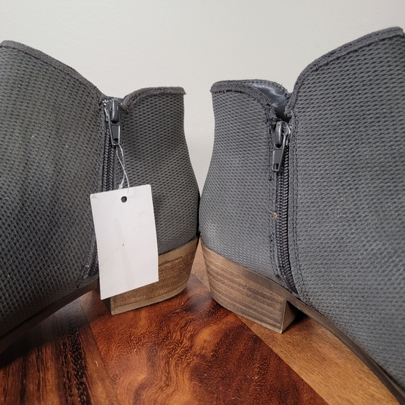 NEW Kenzie Gerona Dark Gray Ankle Boots Women's Size 9 - Picture 10 of 15